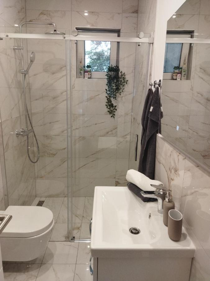 Apartman Na Jezeru Zagreb Ngoại thất bức ảnh
